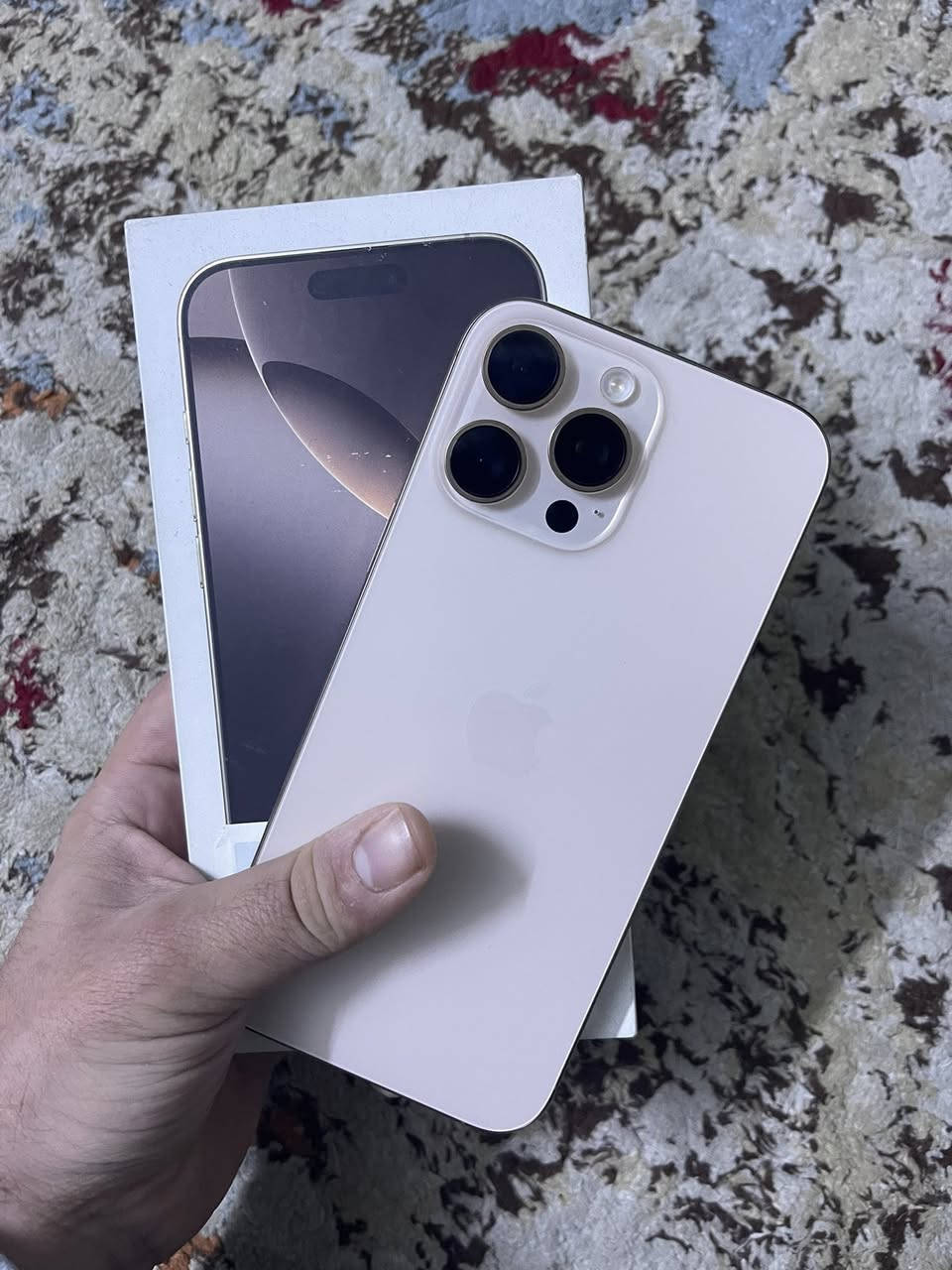 ايفون 16 برو ماكس للبيع
ذاكرة 256 بطارية 100
نموذج M الاصلي

السعر مليون و 400 وبي مجال للشراي

المكان بغداد الحرية 
تواصل خاص او واتساب
***********
