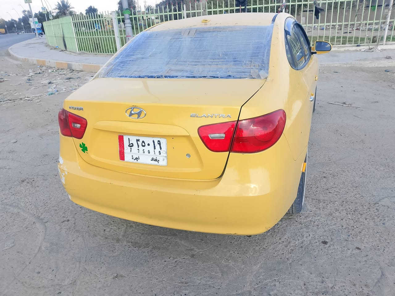 سلام عليكم.لبيع انترا  وارد امريكي   موديل 2007  مكينة2000 وكير  خير من  الله   بنيد ابدل فقط ليبل واحد تبريد تدفئة شقال    مكاني بغداد حسينية المعامل لتصال ***********
