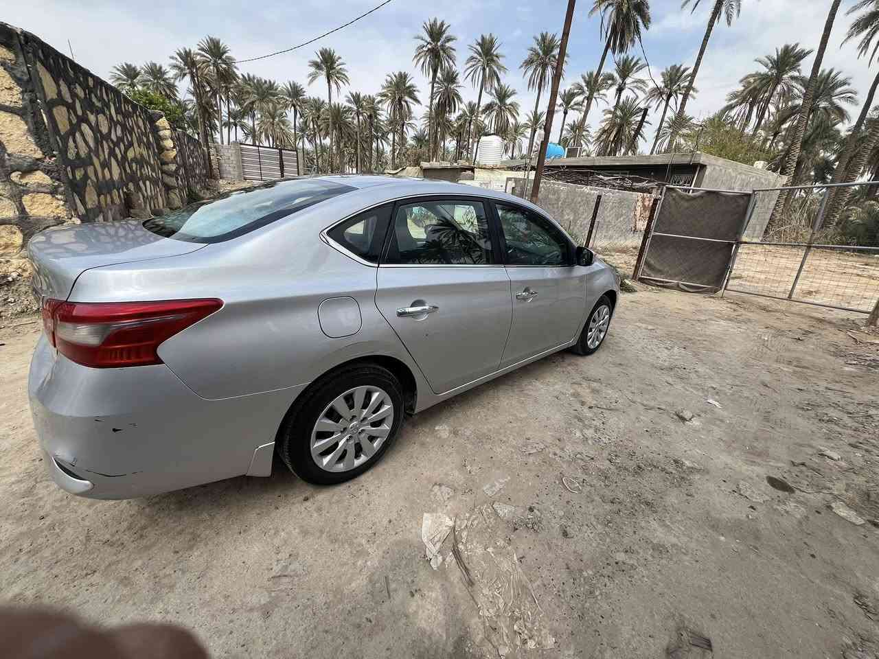 السلام عليكم
نيسان سنترا مديل 18 وارد امريكي
مكينه 1800 
حادث بامريكا بنيد وجاملغ بدون دواخل
وداخل العراق تلحيضيات بسيطه
مكينه وكير نظيفات
السعر 85 وبيه مجال بسيط
الشراي يتصل ***********
او يراسل الصفحه
مكان السياره حله
