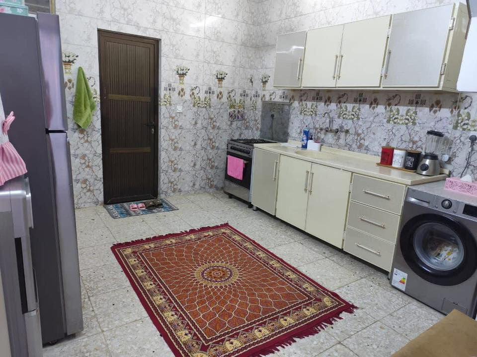 #للايجار_في_السيدية
دار سكني بمساحة 50م
📍 الموقع: مربع الكهرباء

يحتوي على:
▫️ غرفتين نوم
▫️ صالة
▫️ مطبخ
▫️ خدمات
السعر 700 الف قفل
📞 للاستفسار:
***********

🏢 مكتب حلم عقاري

