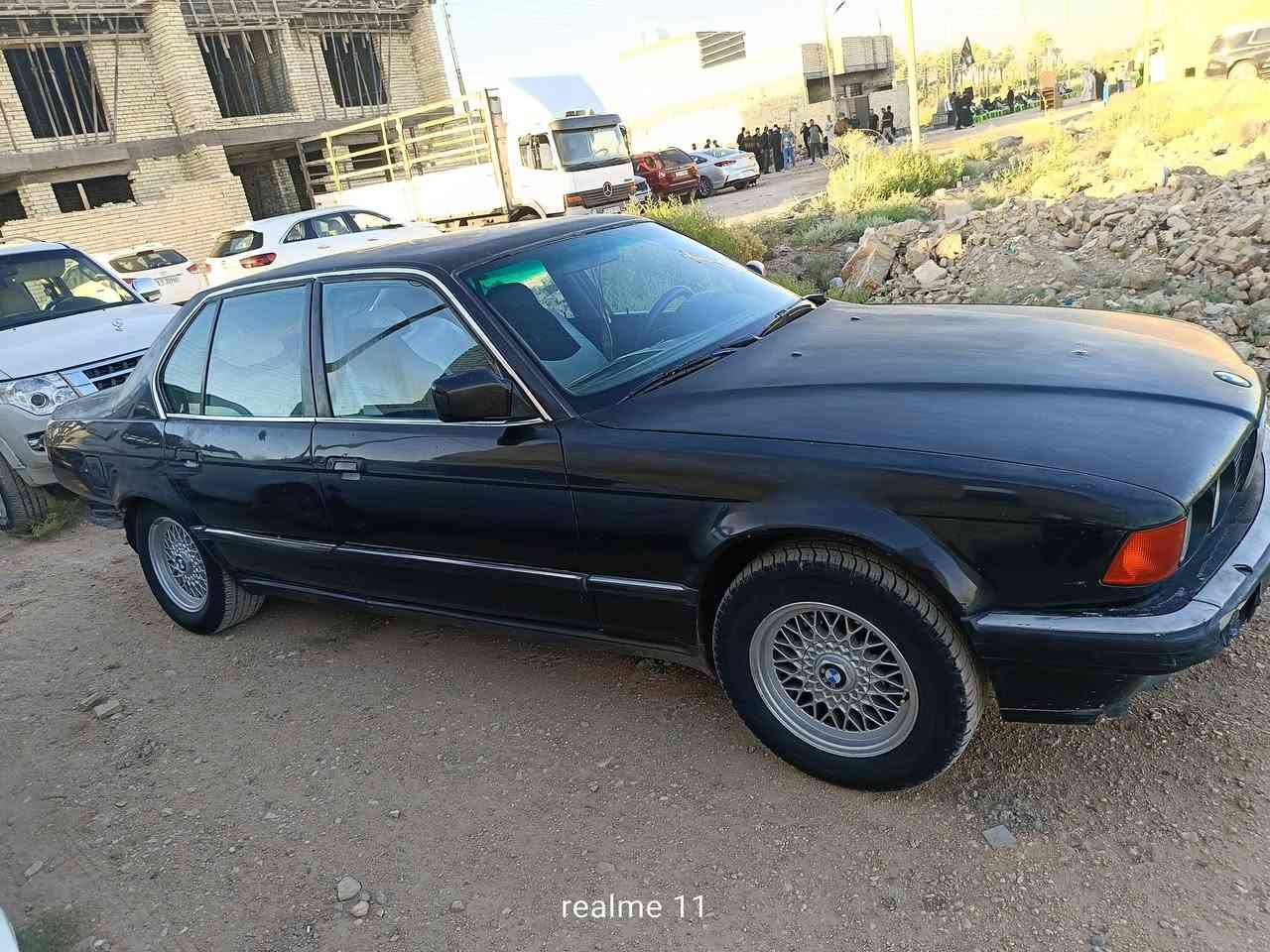 السلام عليكم للبيع 735 موديل 1991 رقم انبار شرط التحويل مكينه وكير وصدر وتخم تاير باتري كله جديد كهربائيات كلها شغاله مابيها نقص كلوب سيارة جاهزة من كلشي فقط يدة باب السايق مكسوره بس مكاني بغداد المحمودية السعر 35 بيها مجال بسيط ***********
*********** بي واتساب
