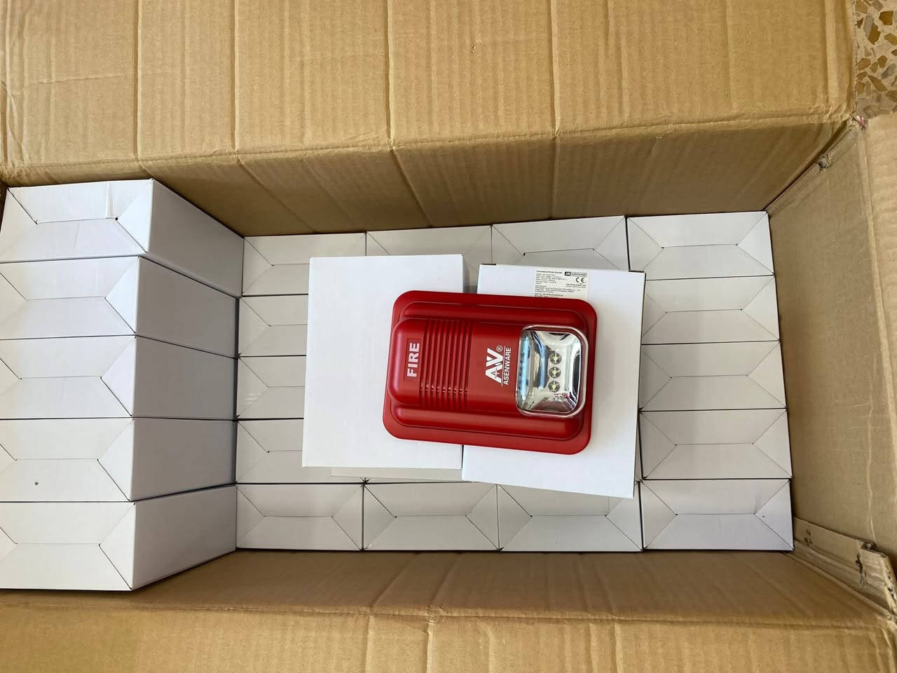 🔥 تخفيضات كبرى! 🔥
استغل الفرصة واحصل على أفضل العروض!
تخفيضات على جميع البضائع 
لا تفوتك الفرصة،
منظومة انذار مع كافة الملحقات من ابراند اسنوير صيني درجه اولى مع ضمان 2 سنه استبدال  حقيقي 
1 زون
2 زون 
4 زون 
8 زون
16 زون
حساس حراره
حساس دخان
حساس لهب 
حساس ليزري
حساس غاز 
كاسر زجاج
صافره مع فلاش 
مصابح خارجي 
مصباح دلاله
يتوفر  لوحات تحكم ادرسيبل (معنون) سستم كامل 
اسعار جمله ومفرد يتوفر توصيل لكافة المحافظات (التوصيل مجاني )
مكتب الباقر 
🛑مستعدون لتجهيز وعمل👨‍🚒
🛑 منظومات انذار الحريق المبكر🚨🛑منظومات الاطفاء الذاتيه المرشات🛑منظومة الاطفاء الصندوق (الهوز)🛑 مطافئ حريق بكافة الاحجام 🧯
🛑كيبل حريق كافة الاحجام🧵
🛑كيبل انترنيت 🛜
🛑كيبل ستلايت 📡
🛑كيبل كاميرات 🎥
🛑كيبل الطاقه الشمسيه🔌
🛑 اقفال ذكية 
🛑 سلم طوارئ بكافة الاحجام 🪜
🛑الوكيل الرسمي لشركة ضوء العراق لانظمة انذار الحريق بالنجف الاشرف 
🛑 نقطة بيع رسميه لشركة زينا 🚨
🛑 وكيل رسمي لشركة كام سكان 
🛑 موزع معتمد لمنتجات شركة  erse 
🛑مستعدون لتجهيز كافة دوائر الدولة 
🛑  العنوان /النجف الاشرف / حي ميسان /مقابل محطة وقود ريبال
☎️***********  الادارة 
☎️***********  المشاريع
☎️*********** الصيانه 
☎️*********** المبيعات
