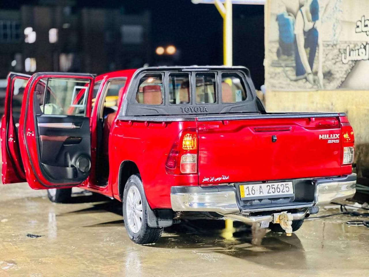 تويوتا هايلوكس 2019 فول مواصفات 
بيها بارد فقط قليل بلباب وشويه من الجاملغ جهت السدر ولباقي كفاله سياره وبأسمي
سياره فول مواصفات
قطعتين تبريد
شاشه جبيره بلاد
كامره حساساة بلاد
تبريد كشنات
تحكم ستيرن جهتين
ثلاجه بلجقمجه
مكان سياره ديوانيه للاستفسار اكثر 
الاتصال *********** ديوانية, القادسية
