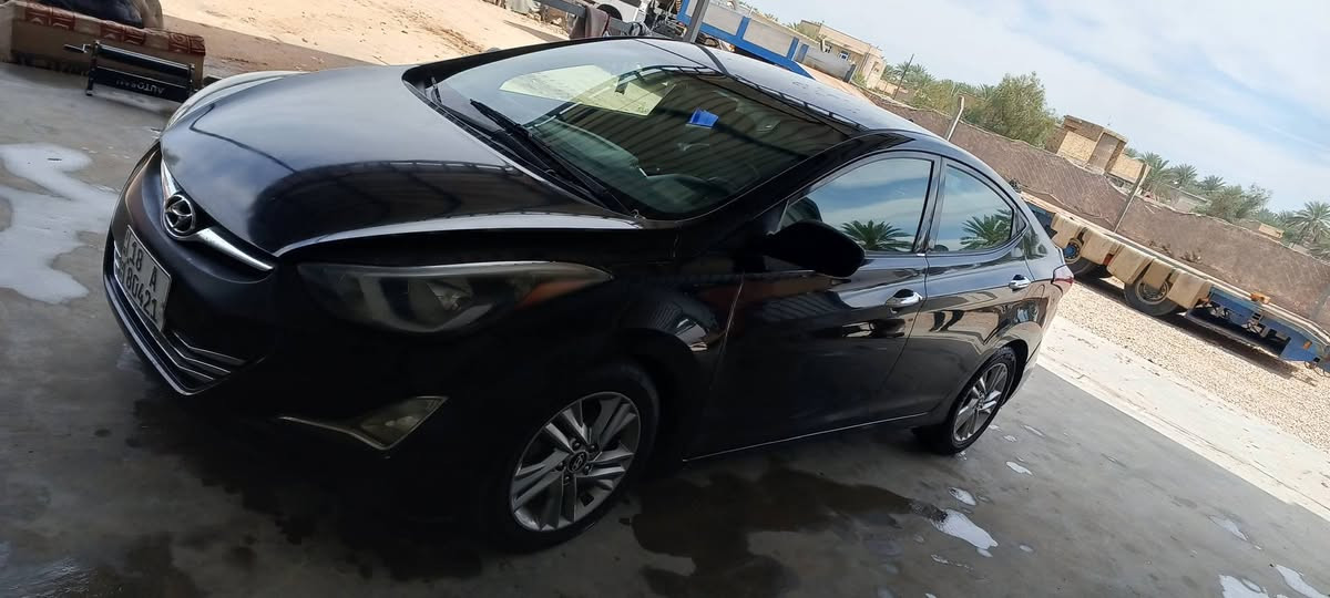 سلام عليكم النترا موديل 2015 امريكي حادثها بس بنيد وباقي مكفولة سياره جاهزه من كير  مكينه وحداديه تخم تاير تبريد كله جديد تحويل ثاني رقم انجليزي سنويه 30 السعر 93 وبيها مجال بسيط مكان احله بابل نادر ***********
