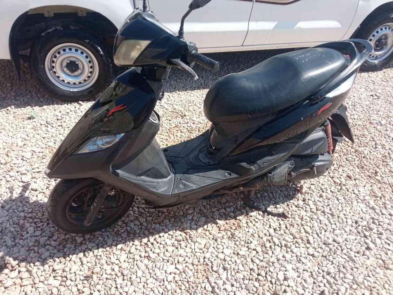 للبيع ماكس GTR السعر 800 العنوان بكرلي ***********
