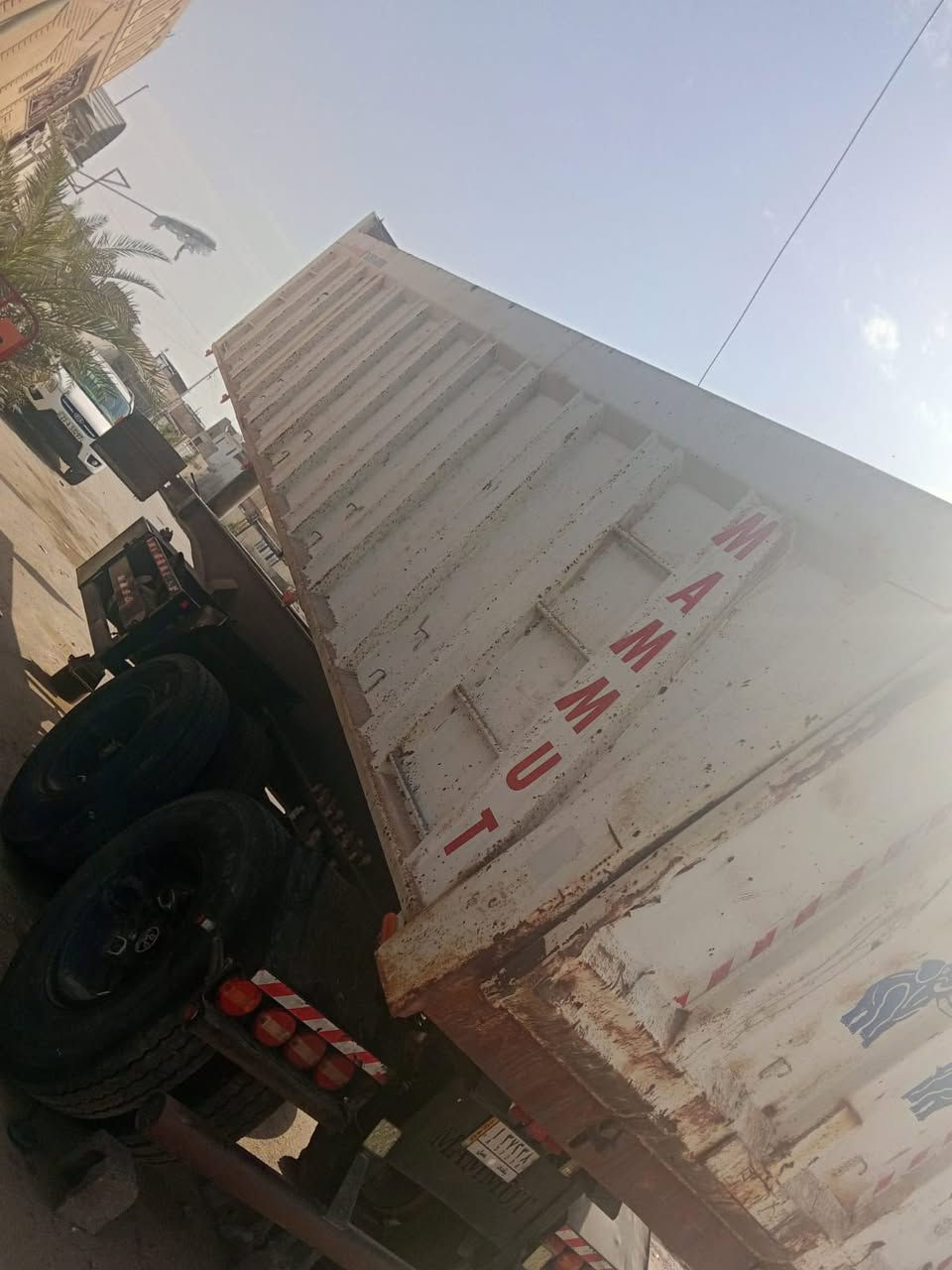 السلام عليكم ورحمة الله
 عربانه اماراتيه مجموعه بيبي دنكير 16
 تخم تاير ابو الاسد.
 مكفوله كفاله عامه 
جك بلاد 
تخم كهربائيات كله شغال 
للستفسار ***********
***********
