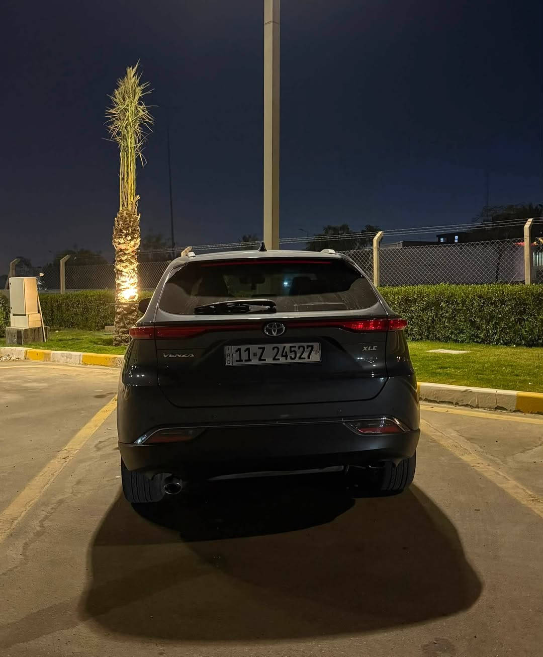 Toyota venza 2023
تويوتا فينزا 2023

فئة xle

Night shade edition 

بدوون ايرباك

مواصفات XLE 

كشنات جلد

تدفئة كشنات

كرسي السائق كهرباء

الصندوق كهرباء مع فتحه بتمرير الرجل تحته

لايت ليد وحاجب نهاري وكشاف ليد

شاشة كبيرة

بصمة تشغيل وبصمة ابواب 

دفع رباعي 

رادارات امامي خلفي

اوتو ستوب 

وبعد بيها مواصفات

السيارة ماشية 35 الف

السعر ( 240 $ )

للاستفسار / ***********
