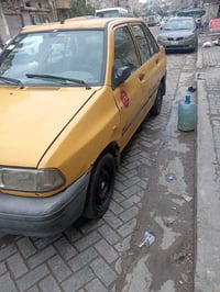 من رخصة الإدارة المحترمة سايبه موديل ٢٠١٢ مصفره هيئه وغرامات رقم بغداد...