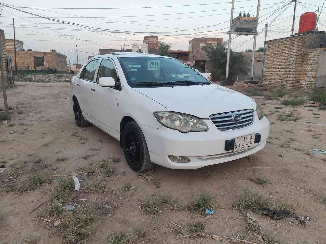 السلام عليكم ، بي واي دي f3 موديل 2011 رقم نجف بسمي سنويه جديده تبريد ثلج سنويه جديده حداديه جديده.تخم تاير بالكارتون سياره جديده بمعنى الكلمه .حساسات خلفيه .كهربائيات كلها شغاله .على وضعه غرفته نضيفه استخدام شخصي.
بيها هلالات معمره وطخه بسيطه بالجاملغ الامامي.السعر ٥٧ وبيه مجال للشراي مكان ديوانيه شاميه.الاتصال على الرقم ***********
