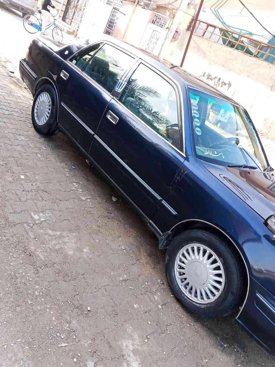 راس الثور للبيع موديل 2000 بيها ربع بنيد قص شاصي 51 عنوانها نجف حي الجامعه مكينه 2.5 فيشه واحده سعر 75 بيها مجال ***********
