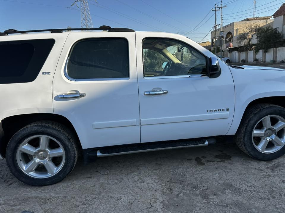 السلام عليكم
تاهو ادوات 2010 LTZ فول مواصفات 

بدون كص 

مناقصه شي 

جاهزه كير محرك تبريد حداديه دواخل كله كامله 

منظومه غاز 80 لتر شغاله فول 

مكان حله 

سعر 88 مجال بسيط 

 واتساب ***********
