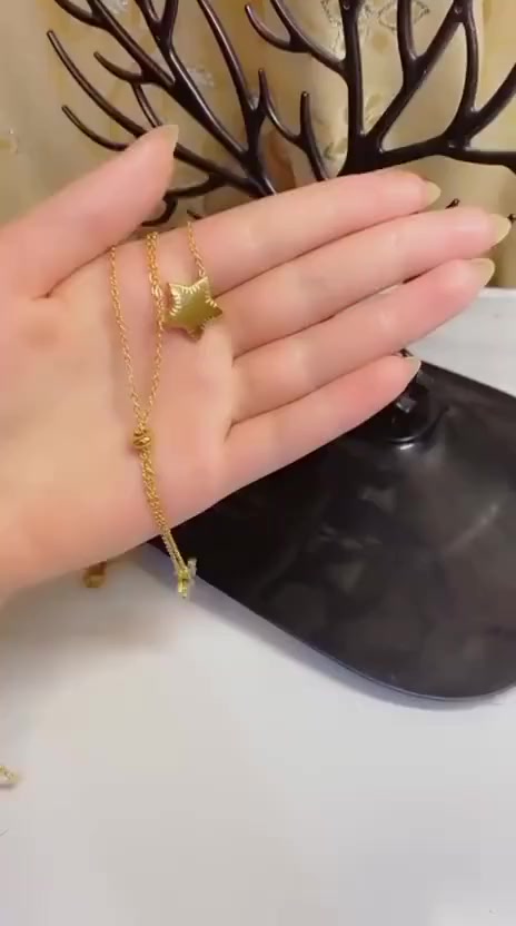 قلايد ستانلس ستيل طلاء ثابت أصلي متوفر توصيل كل محافظات العراق
تصويري 🤍


**إذا كنت صاحب هذا الإعلان وتريد حذفه لأي سبب، رجاءا أرسل رسالة إلى الدعم الفني**