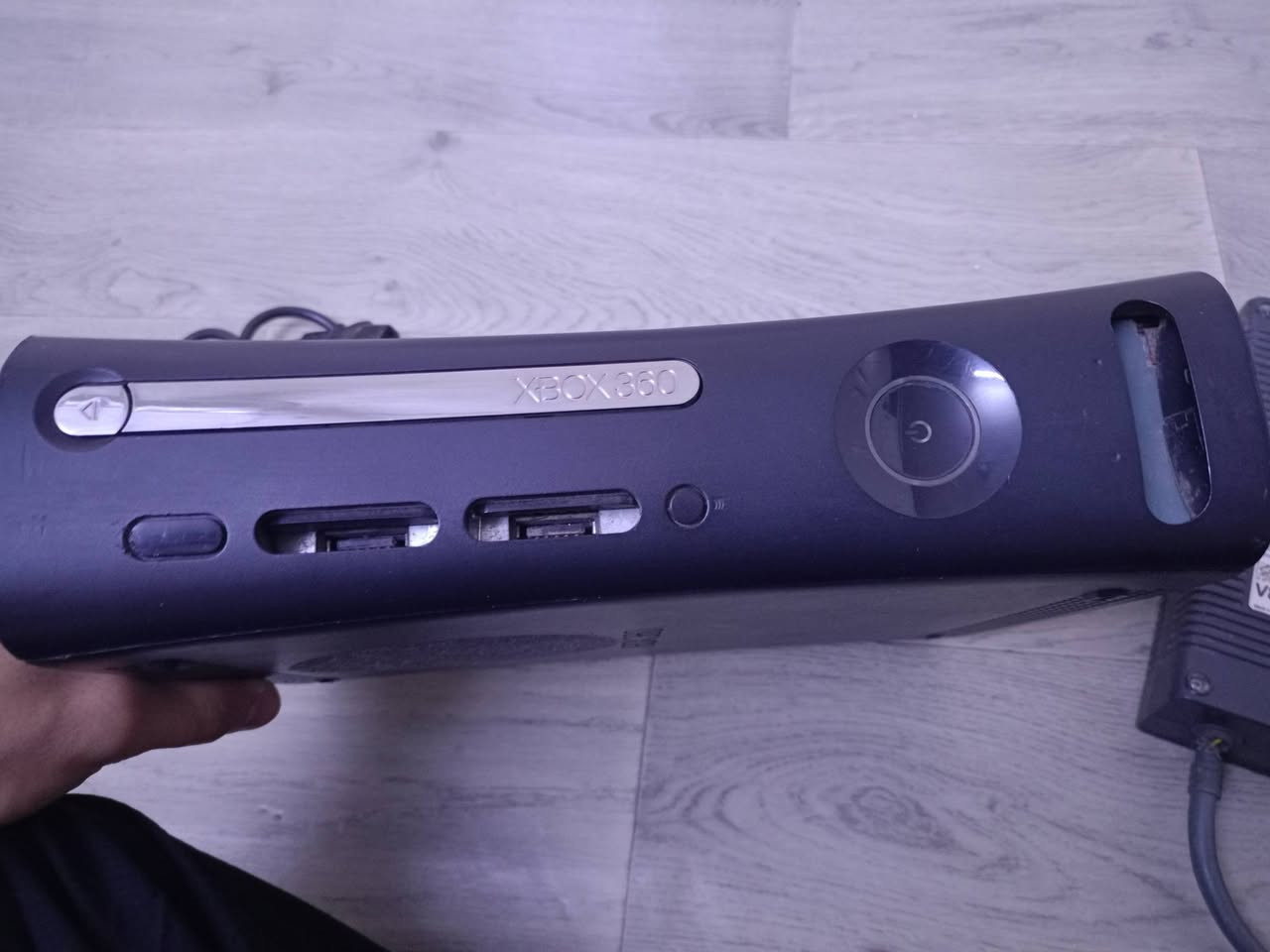 السلام عليكم شباب بلي xbox360 مهكر
للبيع سعر100 وبي مجال للشراي

غراضة كامله ماعدة يدات 

البلي مامفتوح ومامبدل بي اي شي بس عايزة تبديل معجون تبريد فقط وشرط مامفتوح
مكاني كربلاء حي نصر قرب حي الجاهز 
التواصل خاص


**إذا كنت صاحب هذا الإعلان وتريد حذفه لأي سبب، رجاءا أرسل رسالة إلى الدعم الفني**