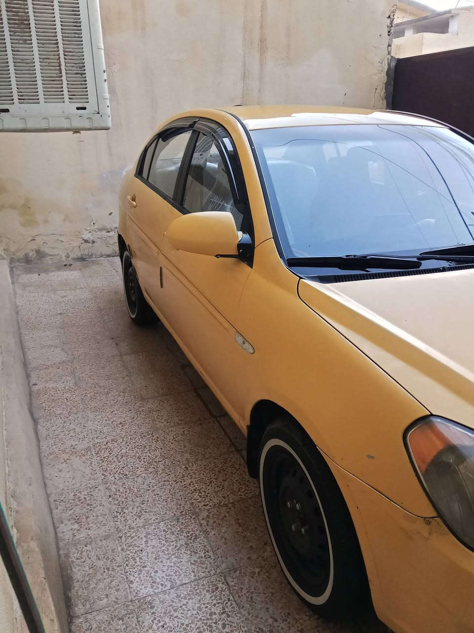 السلام عليكم
اكسنت 2008 رقم بغداد الماني كوري
محرك 16 كصه 
كير توماتيك  كصه 
تبريد
جامات كهرب قفل مركزي 
سياره بأسمي عنوان موصل
السعر 90 وبي مجال ***********
