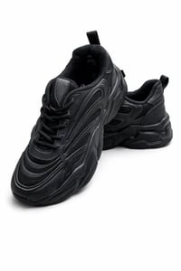 حذاء • مقاس ١٢ • توصيل بالبصرة