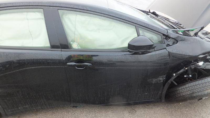 السلام عليكم 

بريوس 2025 وارد امريكي الشكل الجديد
اللون ( اسود ) 💪
حجم المكينه : 2000 هايبرد
 الحادث مرفقه بالمنشور 
السيارة وصول جديد ✅
ماشية 6 آلاف ميل ✅
ايرباك برده فقط✅

للتواصل على الماسنجر او زيارة المعرض شركة هلال المدينة 17 شمال


**إذا كنت صاحب هذا الإعلان وتريد حذفه لأي سبب، رجاءا أرسل رسالة إلى الدعم الفني**