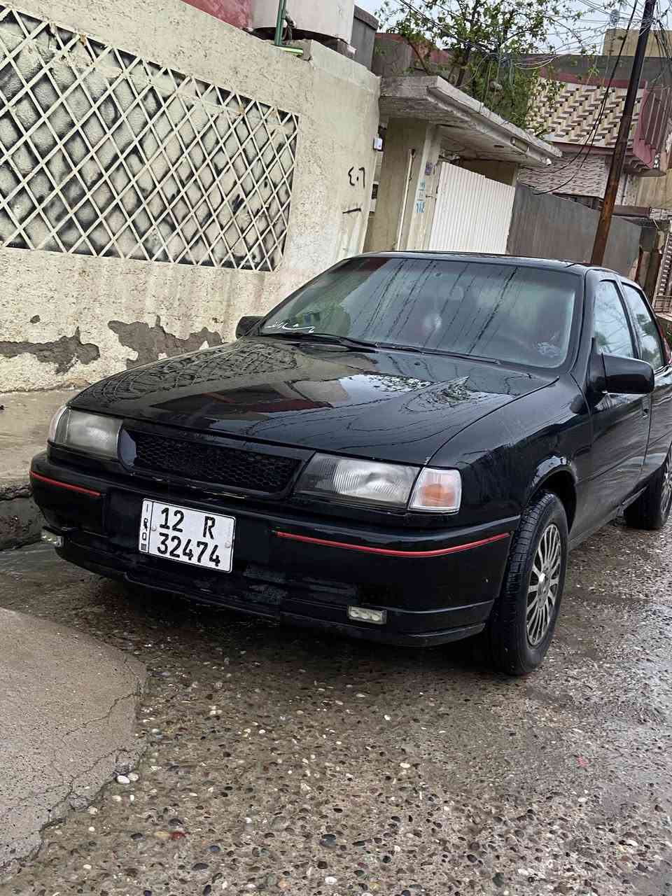 فكترا للبيع مديل ١٩٩٢ اني الشرعي سنويه باسمي كابون بانزين بيها اكتروني 
حجم محرك٢٠كصه جديد 
سياره ناعسه طخم امامي خلفي كلو جديد
مصبوغه عام 
سلايت 
بور
مركزي 
أربع دسك داخلها بطائن أبواب جدد مايعوزها كلشي 
وايرمنيه كلها شغاله  رقم هاتف ***********بي وتساب
