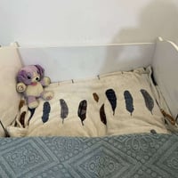 سرير اطفال • عربانة • كرسي هزاز