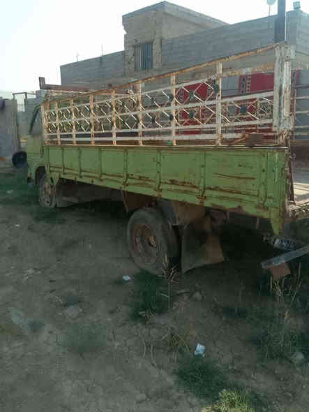 السلام عليكم
للبيع دانيه للبيع متروكه 
كيرها ومحركها مابيهن شي 
تحويل مباشر 
السعر ١٢ ورقه مكاني الرمادي ***********
