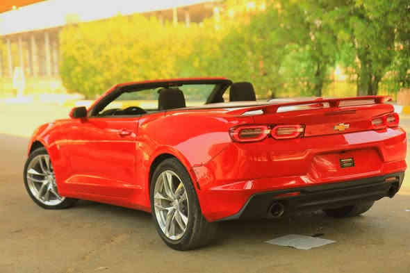 🚗🔥 كمارو 2023 — الأحمر المميز… سيارة تلفّ النظر وين ما تروح!
إذا تدور على سيارة رياضية، جديدة، نظيفة، عداد قليل، وبسعر مناسب…
فهذه الكمارو 2023 كشف هي فرصتك الذهبية!

---

✨ أهم المميزات

🔥 عداد 19 ميل فقط — شبه صفر

🎨 أحمر مميز جداً

🌤️ كشف (Convertible) للناس اللي تحب الفخامة والمتعة

🎛️ شاشة كبيرة تدعم فيديو

🔊 صوت عالي – بلادي

⚙️ قير أوتو 10 سرعات — أداء ثابت وقوي

🛋️ داخلية جديدة بالكامل

---

🛠️ ملاحظات

فقط جاملغ أمامي + بنيد

القطع القديمة موجودة

السيارة غير مرقمة

---

💵 السعر: 210 ورقة

🔥 سعر مغري جداً بالنسبة لحالتها — للجادين فقط

---

📍 الموقع: بغداد

📞 ***********
