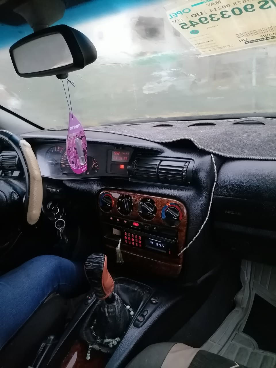 اوبل اوميكا بزون ١٩٩٤ رقم نينوى انكليزي مسطرة محرك حجم ٢٠ قبغ اسود كير عادي سنوية جديدة بسمي تدفئة بدون تبريد السعر ٤٥ وبيها مجال الاتصال على زين الرقم*********** او الاتصال على الرقم كورك*********** مكان الموصل
