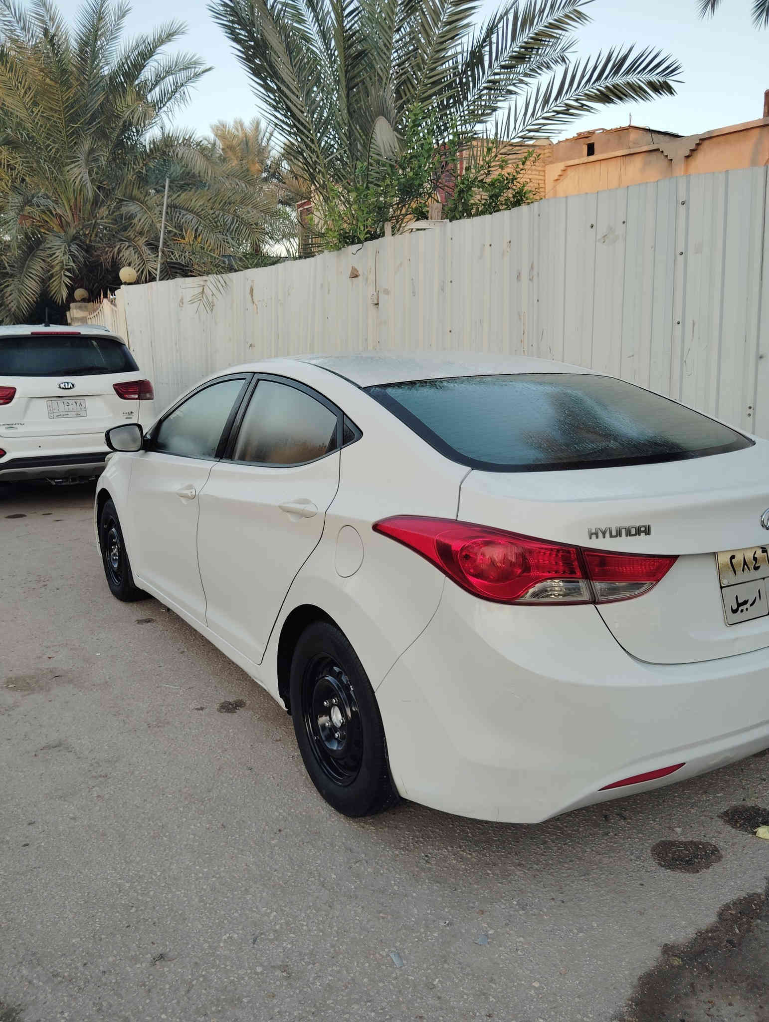 النترا خليجي موديل 2011 رقم اربيل الماني السياره بيها شيرين صبغ بطرف البنيد فقد الباقي كفاله من صبغ وتبديل وبارد جاهزه السياره كير محرك تبريد ثلج🥶 حداديه تمام  ماعايزه كلشي السياره جديده وترابها كلش حلو وصفاحه موس بلا جلوخ
ولا شخوط السياره أحله من الصور 
محرك 1800  جيد 💢. شاشة 💢
السعر المطلوب ((  109 $ )) بيها مجال للشراي للاستفسار الاتصال على الرقم *********** ( تراهم مراوس حسب القناعه)
