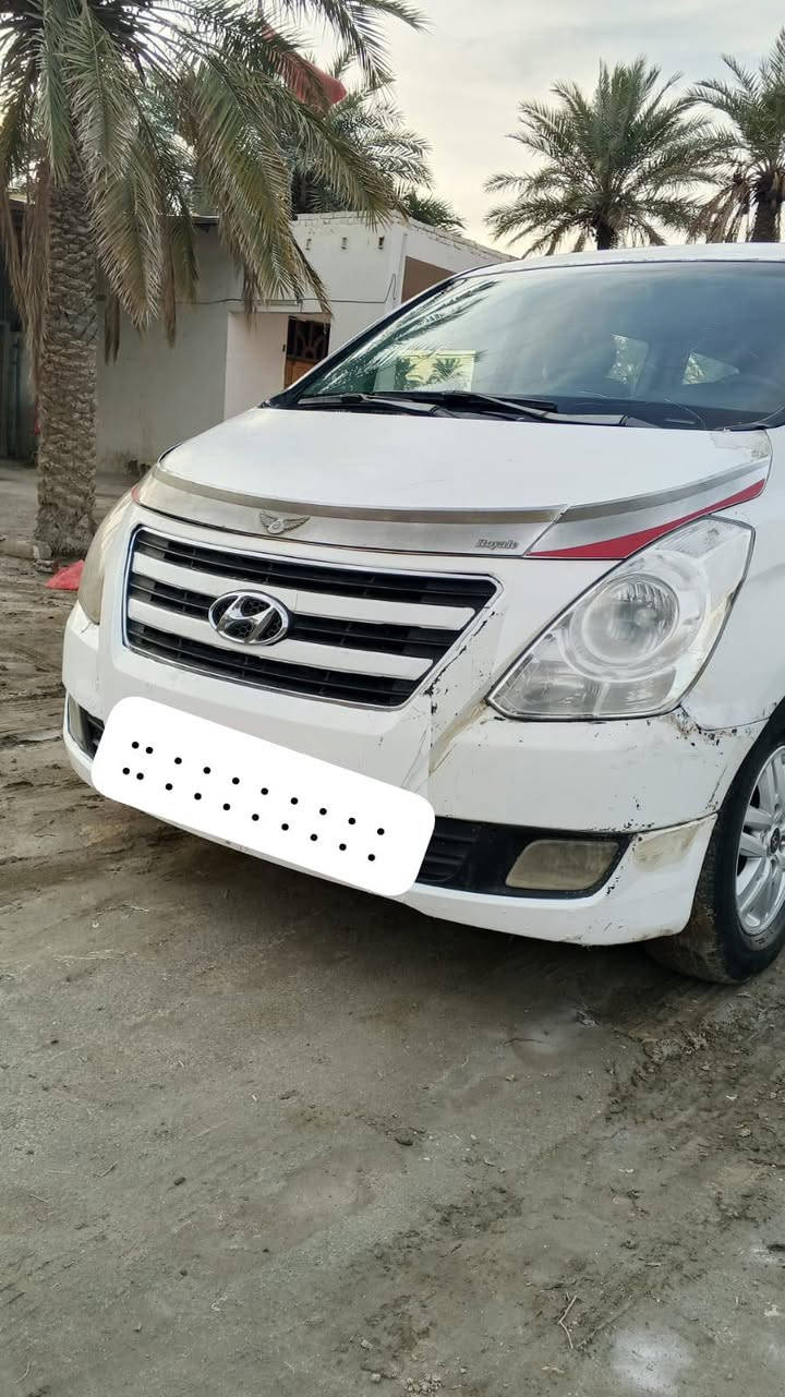 سلام عليكم ستاركس  موديل 2008 مفتوح سياره جاهزه مانقصهه اي شي سياره حلوه رقم ذي قار سعر 105 مكلف بنشر هاذه رقم صاحب سياره ***********
