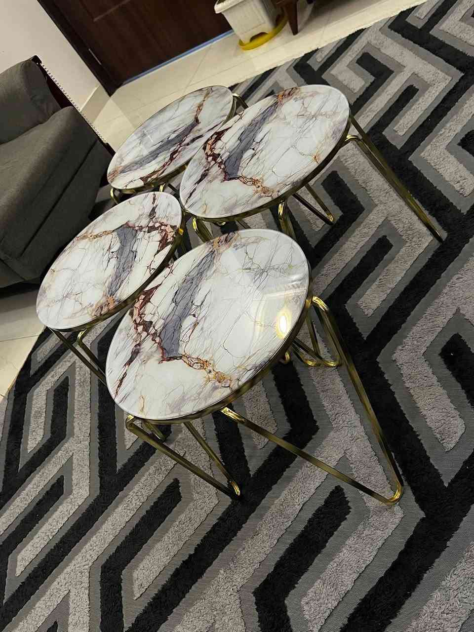 تخم 7مقاعد مع طبلات سيت4قطع مع بلازمة ميز بلازمة عندي اثاث بيت كامل كلة جديد استعمال جدا جدا قليل العنوان بغداد الدورة الوادي للاستفسار خاص


**إذا كنت صاحب هذا الإعلان وتريد حذفه لأي سبب، رجاءا أرسل رسالة إلى الدعم الفني**