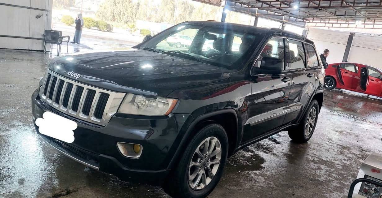 جيب لاريدو ٢٠١٢ اسود رقم بغداد الجديد فور ويل السيارة كشنات جلد داخل اسود كشن كهرباء بصمة تحكمات ستيرن لايتات زنون اصلي عالي ناصي مكينة ستة سلندر ٣٦٠٠ كير مكينة كفالة بيهه ٣ قطع صبغ بدون دواخل جامرلوغين خلفي والامامي رش اثر شخط رش فقط تايرات جدد صدر جديد سيارة كاملة السعر ١٤٤ وبيهه مجال حك الجية مكاني ديالى الخالص ***********
