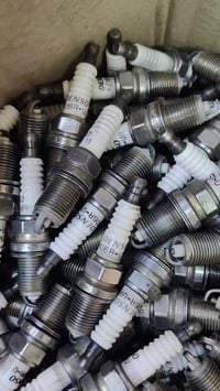 بلكات حاويه دنسو ياباني سعر التخم 5الف يوجد توصيل جميع محافضات العراق ...