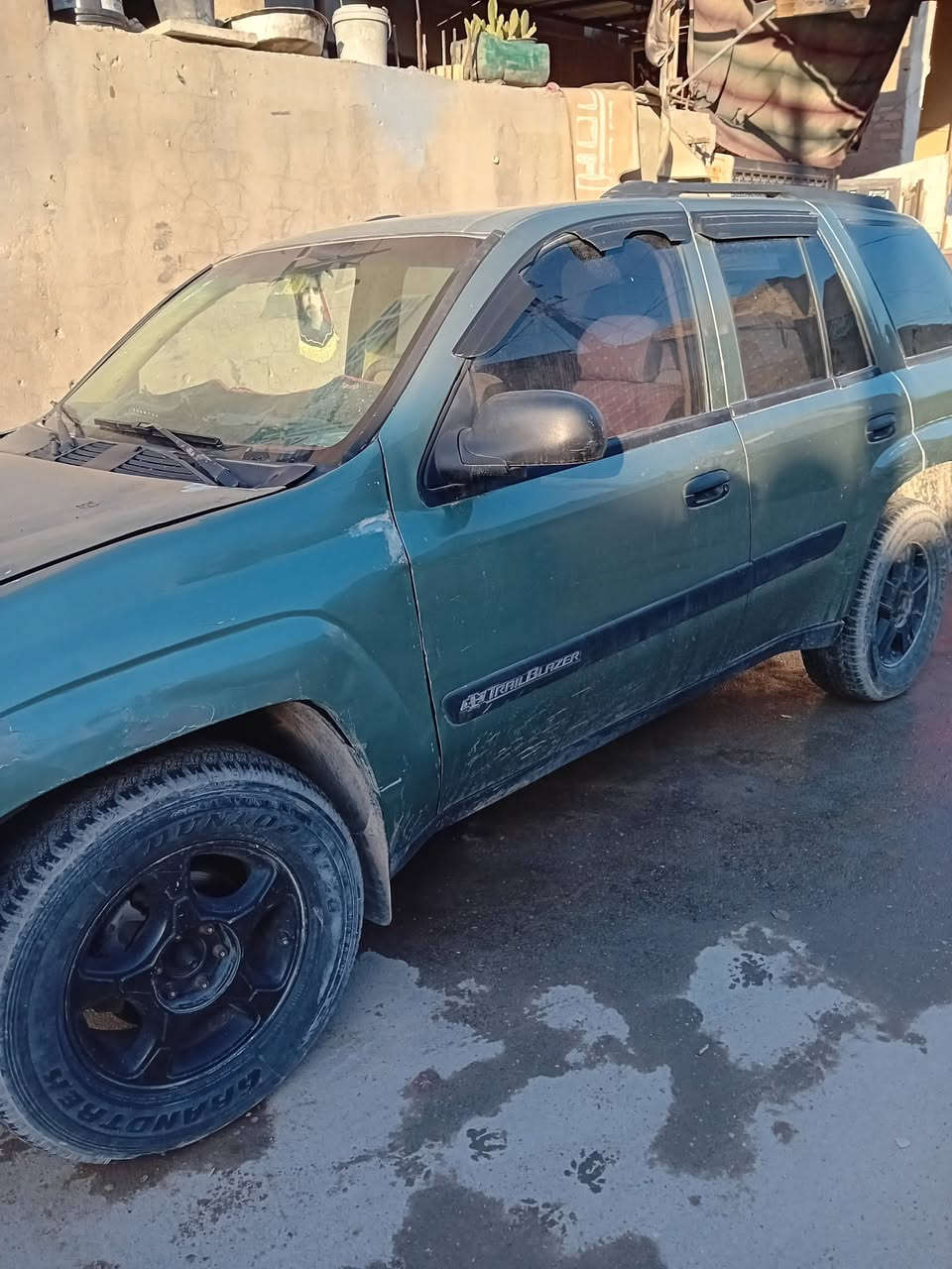 سلام عليكم 
سياره بلايزر مكينه وكير بطه شغاله كهربائية عامه ترايك بصره 
سياره كلك بدون ارقام سعر ٢٠ ورقه وبيها مجال قليل مكاني بغداد الأمين الثانيه ***********
