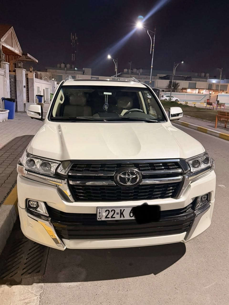 لاندكروز موديل ٢١ اخت زيرو ماشي ٢٥ الف كيلو سته سلندر رقم وسنويه جديده مكفوله كفاله عامه مغلفه ppf تخم كشنات جلد الباب الخلفي كهربائي مع ٤ كاميرات لايت زنون علما قبل اسبوع شديتلها تخم تايرات دالوب وسياره ماخذيها زيرو على ايدنا 
سعر 545 بيها مجال عنوان بصرة رقم هاتف ***********
