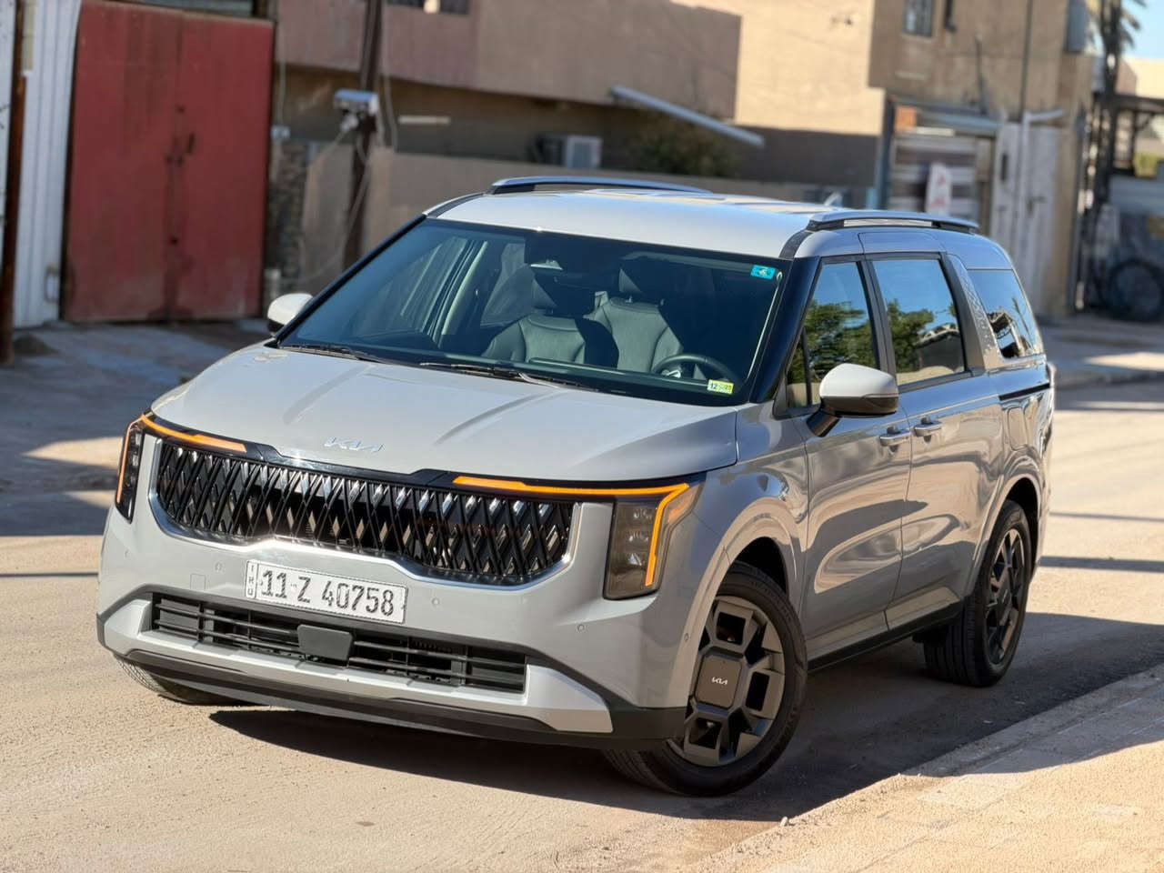 ﷽
السلام عليكم كيا كرنفال 2025 EX وارد امريكي 

‏Kia Carnival EX 2025 1.6 TURBO 

                  حجم المكينه : 1.6 تيربو + هايبرد هجين

         المسافه المقطوعه : 7000 ميل   

الضرر : صبغ جاملغ خلفي يسرا فقط وتبديل باب سلايت وجاملغ امامي نفس الون يسرا بدون دواخل

حالة الايرباك : برده   

#مواصفاتها 

1.شاشه 

2.كامرا + كامرا داخليه

3.بصمه

4. نظام ايكو + سبورت

5.ويل كب 

6. تشغيل عن بعد

7.حساسات خلفي امامي

8.بيبان كهرباء

9.لايتات لد

10.لايتات زنون

11.بكلايتات لد

12.اشاير بالمري

13.رادارات 360

14.كشنات جلد

15.ثلاث قطع تبريد

16.هيترات بالكشنات 

17.هندبريك بصمه

18.شحن وايرليس

19.هيتر بالاستيرن

20.كشافات 

21.تحديد مسار

22.كشنات كهرباء

23.كشن السايق ميمري

24.تحديد مسار

#السعر : الطلب في التعليقات سيأتي اليك مباشرة 

تفاصيل اكثر هذا رقمي ☎️ ***********تحياتي 

مكان السياره بغداد الزعفرانيه
