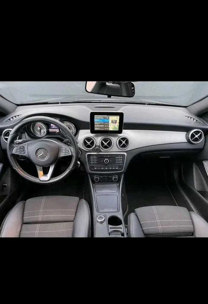 Cla200 موديل 2016(الماني🇾🇪)
عداد 120الف من بلادها
1600cc
فئة أولي 
مرور اسكندرية
فابريكة بالكامل 
صيانات الماني 
كاوتش وصالون مخملي فابريكا حالة ممتازة وحساسات ركن ومثبت سرعه
رخصة سنة 
معاينة الإسكندرية


**إذا كنت صاحب هذا الإعلان وتريد حذفه لأي سبب، رجاءا أرسل رسالة إلى الدعم الفني**