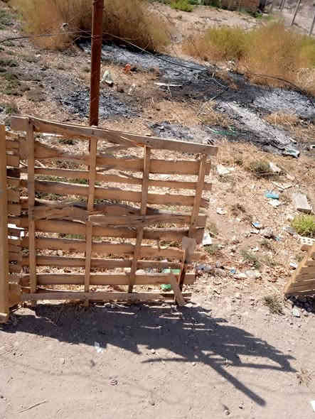 قطعه ارض زراعي سند 25 الشعب السريدات القديمه المربع الثالث شارع العام ليطلع عل الجزيرة ومنجهة لثانيه عل سيطرة الشعب المساحه 300 واجهة 14  ونزال 27 خدمات كامله  وسعر مناسب ولقطعه ركن عل شارعين ورقم ***********
