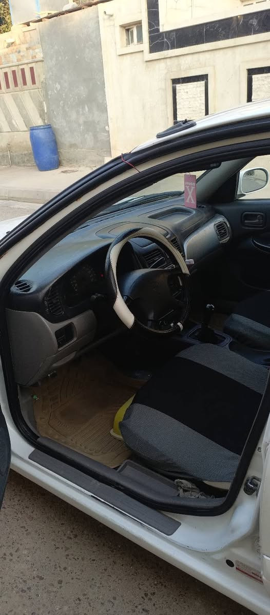 السلام عليكم نيسان سني 2001صدامي مكينه جديد تخم تاير جديد صدر جديد تبريد شغال بس طك الراديتر تحويل مباشر مشروع وطني رقم انكليزي باسمي السياره السعر 75وبيه مجال بسيط 
ه‍***********
