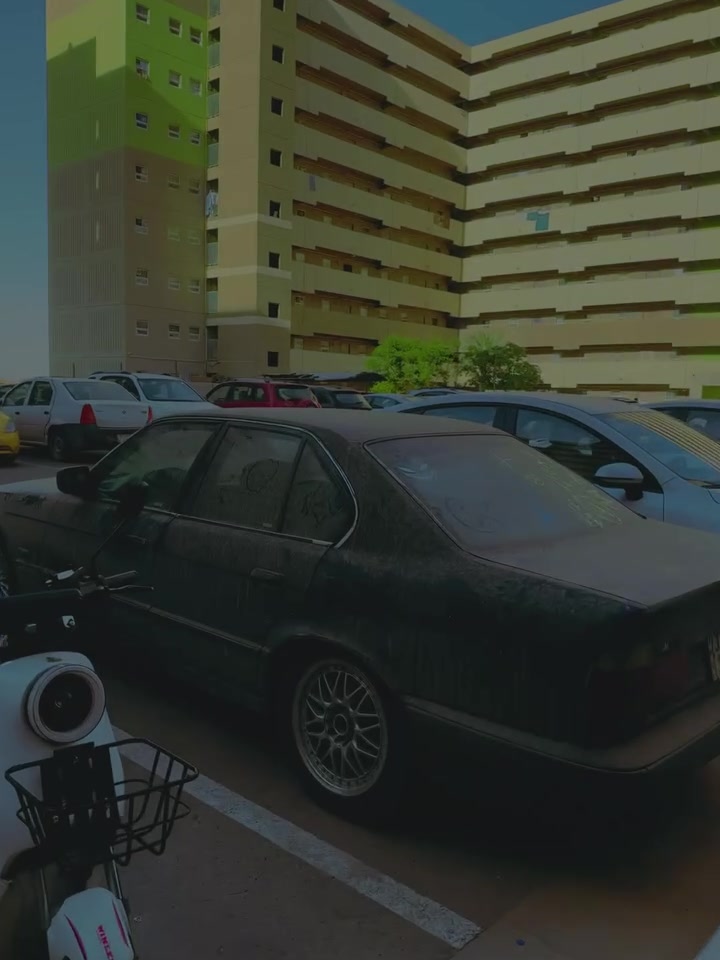 للمراوس فقط 535! محركها لاطش
للمراوس مع بي ام الكشر كفاله طخات 2 
رقم بغداد مسطرة بسمي 
غرفتها 65‎%‎
الكير كفاله مال كصة 7 بن 
اكسل وكاردن وشيال كصة 
صدر امامي نفض 
صدر خلفي نفض باقي بس لاستيكات
تبريد كومبريسر مال بريفا 
كهربائيات فقط منظومة كامله جديدة 
وياله مال البينا E60 واحد بي فطر بسيط 
تخم تايرات جدد ياباني 
السياره يرادلها صبغ ومحرك 
مڪاني بغداد بسمايه رقمي ***********

