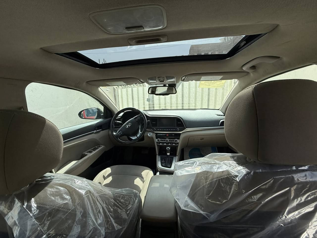 اللهم صل على محمد وال محمد
النترا 2020 فول مواصفات محرك 2000 دوش شرط بدون فتح ماشيه 58 فقط  بدون ايرباك سيارة جديده بأسمنه تريد تحويل أو وكاله بالخدمه سنويه إنكليزي مواصفات كل حلوه صدر تاير كله جديد تبريد ثلج جاهز من كل شي مكاني الصويرة 
  
        السعر النهائي قفل 126 
*********** 
***********
