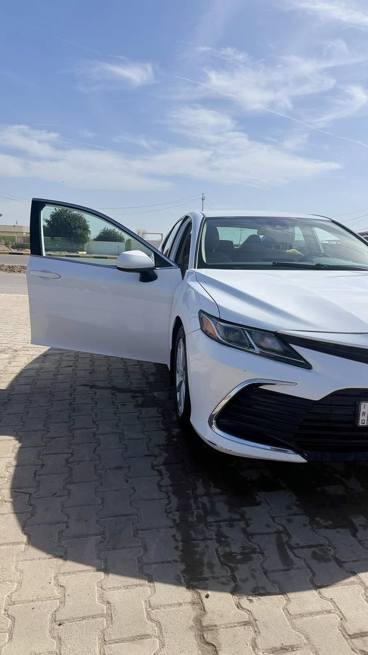 السلام عليكم بيع فقط
رجاً شراي أخليك على راسي / ماشالله تبارك الرحمان سياره احله من الصوره 
تيوتا كامري 
لون ابيض 
موديل 2023
مواصفاتLE معروفه
تحكمات ستيرن 
كشن كهرباىي
ويل كروم 
شاشه + كامرا 
 شرط التحويل 
ضرر قطعتين صبغ (بنيد+جاملغ السايق )
مكان السياره صلاح الدين بيجي  
السعر  205  وبيها مجال للطيبين 
للأستفسار 
***********

                                                                     ***********
