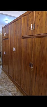 كاونتر • ٦ باب • طابقين