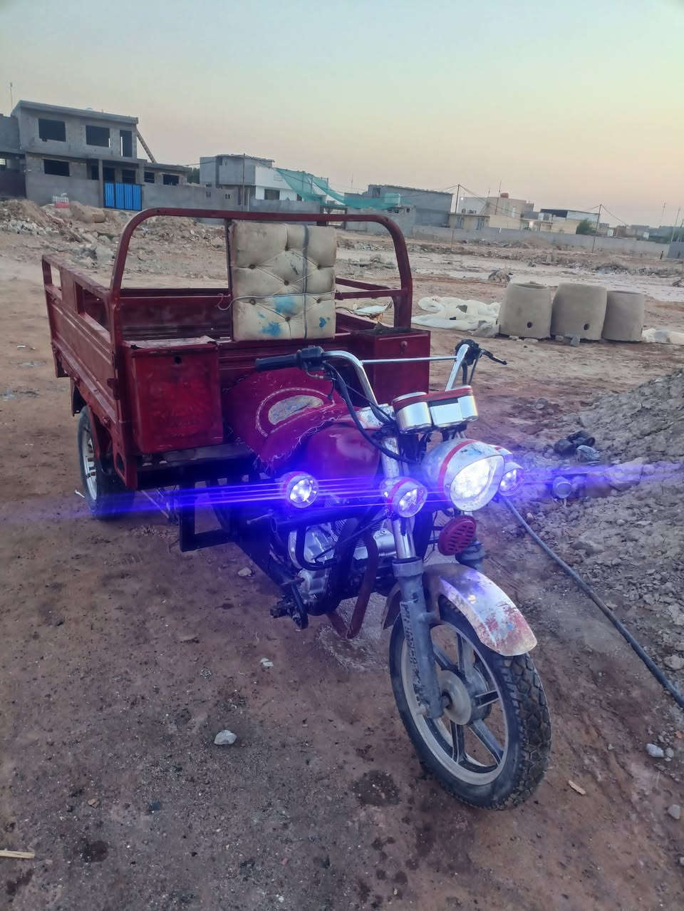 السلام عليكم ستوته للبيع مديل 13ستوته جاهزه ركبه مكفوله اوراق أصولي محرك 24ناعم فول سعر 950وبيه مجال قليل مكاني كربلاء فريحه ***********
