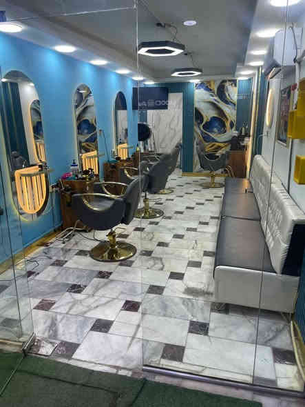 محل حلاقه بحاجه الى حلاقين عدد(2)  العنوان السيديه
المحل على شارع عام مقابيل اسماك حمزه الواصف  شارع الضباط 
***********
