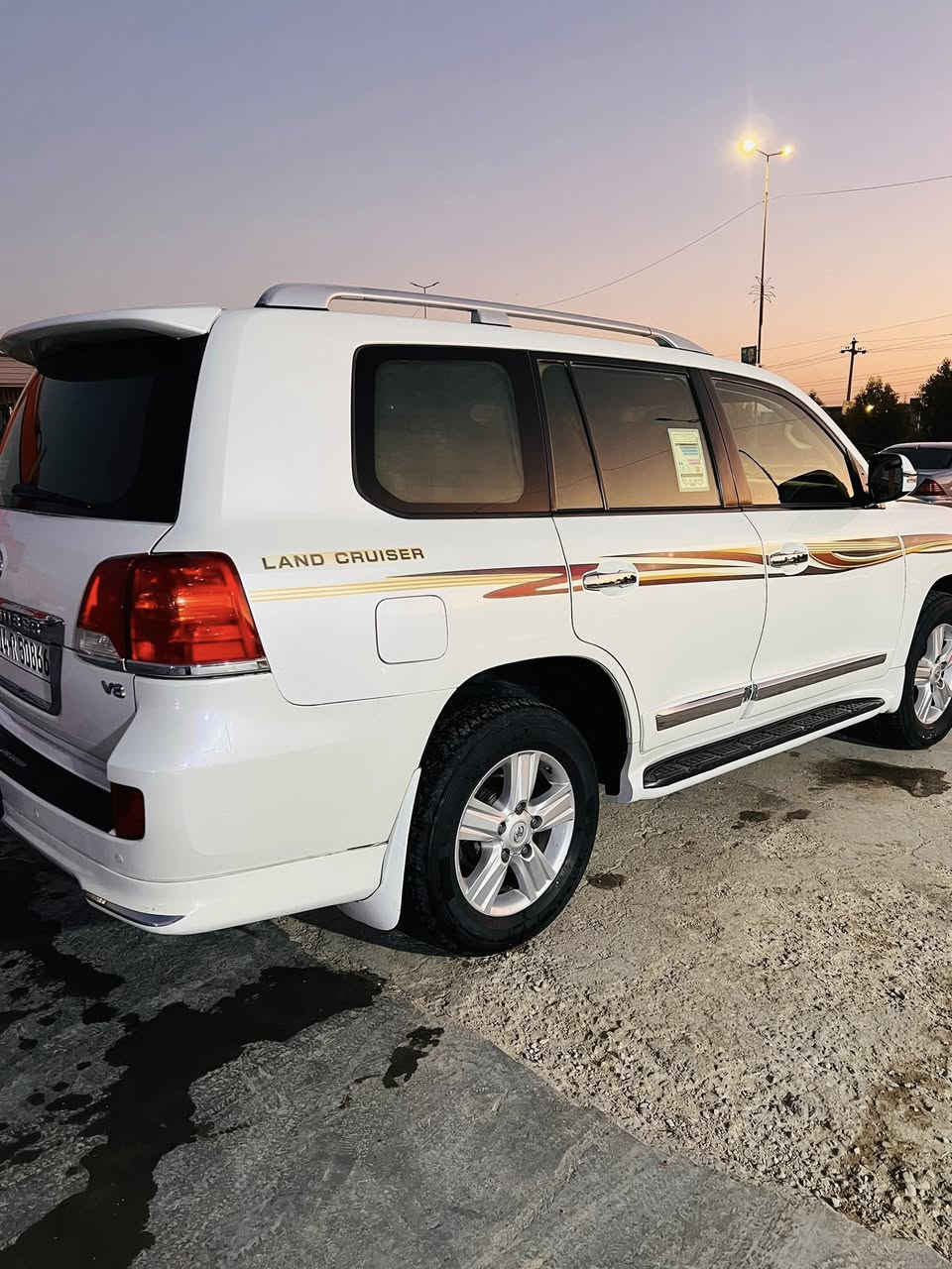 السلام عليكم
للبيع لاندكروز

موديل2013

رقم  بصره بسمي 
مكفول سياره  

اللون ابيض

مكينة 8سلندر

تخم تاير جديد 

ثلاجة

حساسات  خلفي 

فتحة سقف

تحكم ستيرن

نظام ترحيب

بصمة

السعر355وبيه مجال بسيط

مكان دوانيه قظاء البدير ***********
