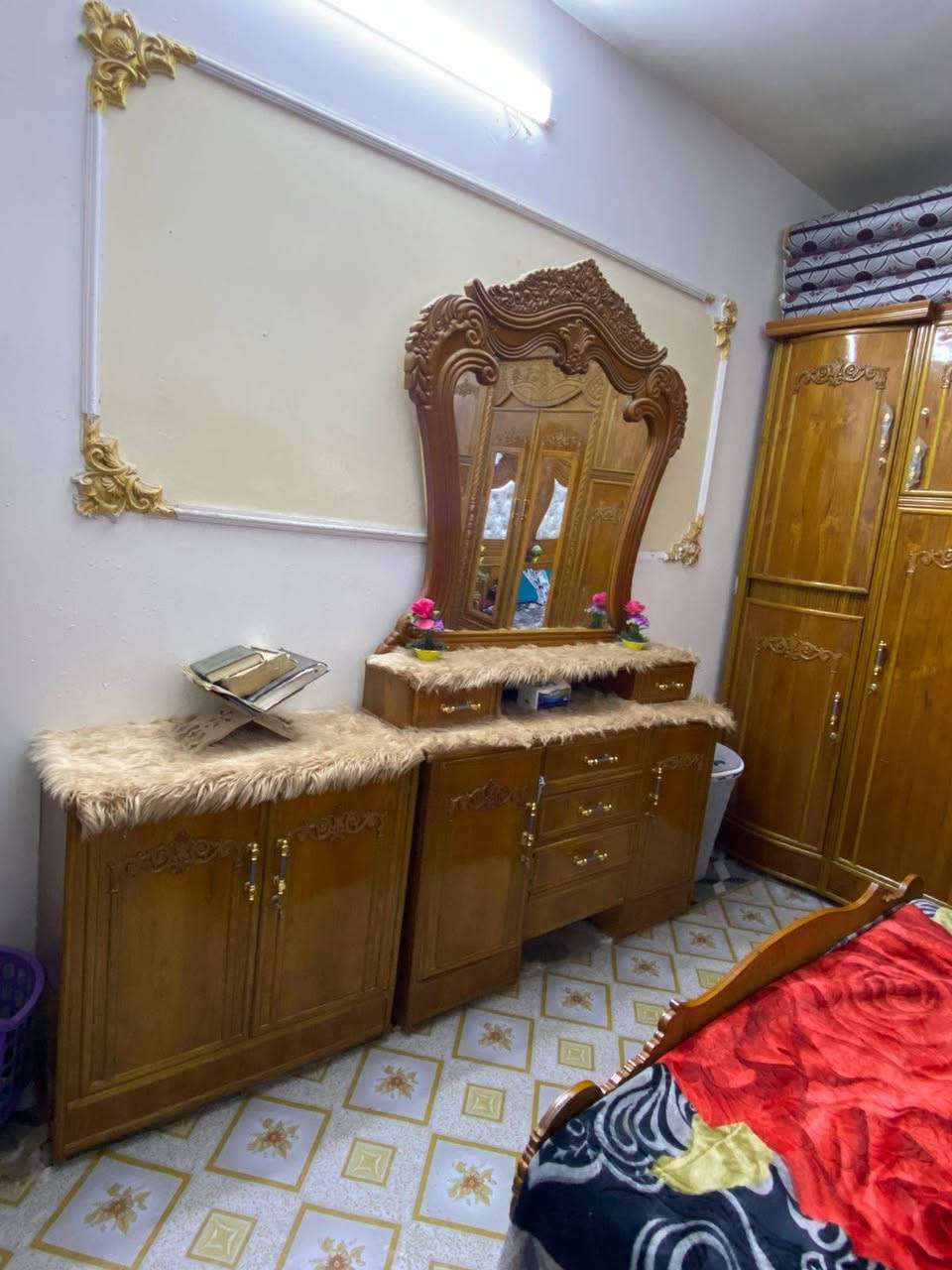 سلام عليكم. غرفه جديدة.  استعمال شي قليل.  صاج.  سعر واحد ونص  بغداد شرطه الخامسه ***********
