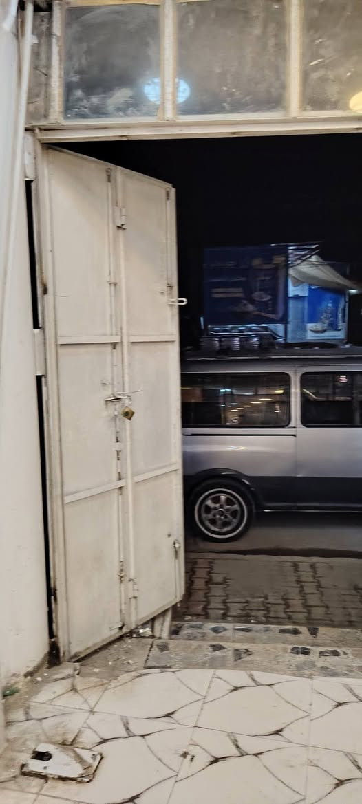 بابين دفتريات عرض كل باب ٣ متر للبيع، يحتاجن صبغ لا اكثر
تواصل على الخاص


**إذا كنت صاحب هذا الإعلان وتريد حذفه لأي سبب، رجاءا أرسل رسالة إلى الدعم الفني**