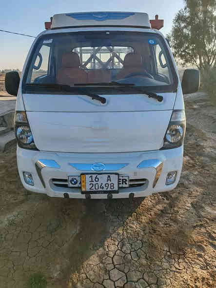 السلام عليكم فحل 2017 سياره جديده مقفوله كفاله عامه من ضربه ومن صبغ ومن تبديل جيركام تاير تخم تاير حداديه كله جديد تحويله درجه اولى 27 مكان السياره بابل النيل سنويه جديده لل 31 رقم قادسيه تحويل ثاني يوم باسمي السعر 133 وبيها مجال حق الجيه الاستفسار على هذا الرقم ***********
