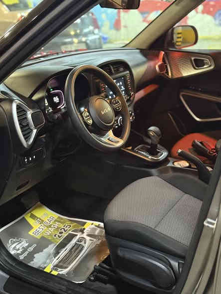 كيا صول موديل  2023 السعر مناسب جداً
 شكل 24   الشكل الجديد

رقم اربيل هزه وفحص وترقيم جديد 

نص مواصفات 

رادار امامي

تحديد مسار  

شاشه كبيرة كار بلي

  دشبول الكتروني 

نظام اوتو ستوب 

تحديد مسار السياره

مثبت سرعه كروز

شاشه اعطال ومعلومات السياره 

محرك 2000/دوش

سستم صوت 

تحكم ستيرن جهتين فول

مخرج USB

انضمه قيادة عادي+سبورت
حادثه (بنيد وجاملغ وجاملغ ثاني كلير من امريكا بدون شواصي ) ايرباك سترين فقط

العنوان: بغداد حي الحسين خدمي المطار /او  اليرموك
رقم اربيل السياره هزه وفحص وترقيم جديد تحويل للمشتري
السعر 145$ وبيها مجال
واتساب او الاتصال 

***********
