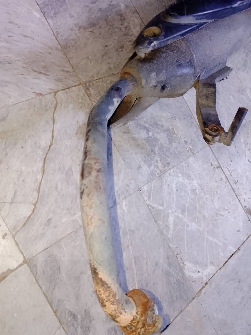 السلام عليكم صلنصه مال ماكس 120نضيفه صجميه ام طلقات للبيع أو مراوس بسماعات مال صندوك مكاني بغداد باب المعظم الاستفسار ***********
