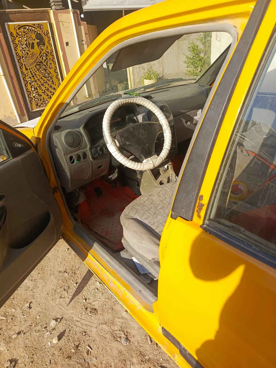 سياره سايبه موديل 12 سياره جاهزه فول ومكفول كير ومكينه جاهزات سياره نقصها بس تبريد سياره بدون راعي نضيفه وجاهزه خابرني وتدلل سعرها 18 المكان بغداد الدوره ***********
