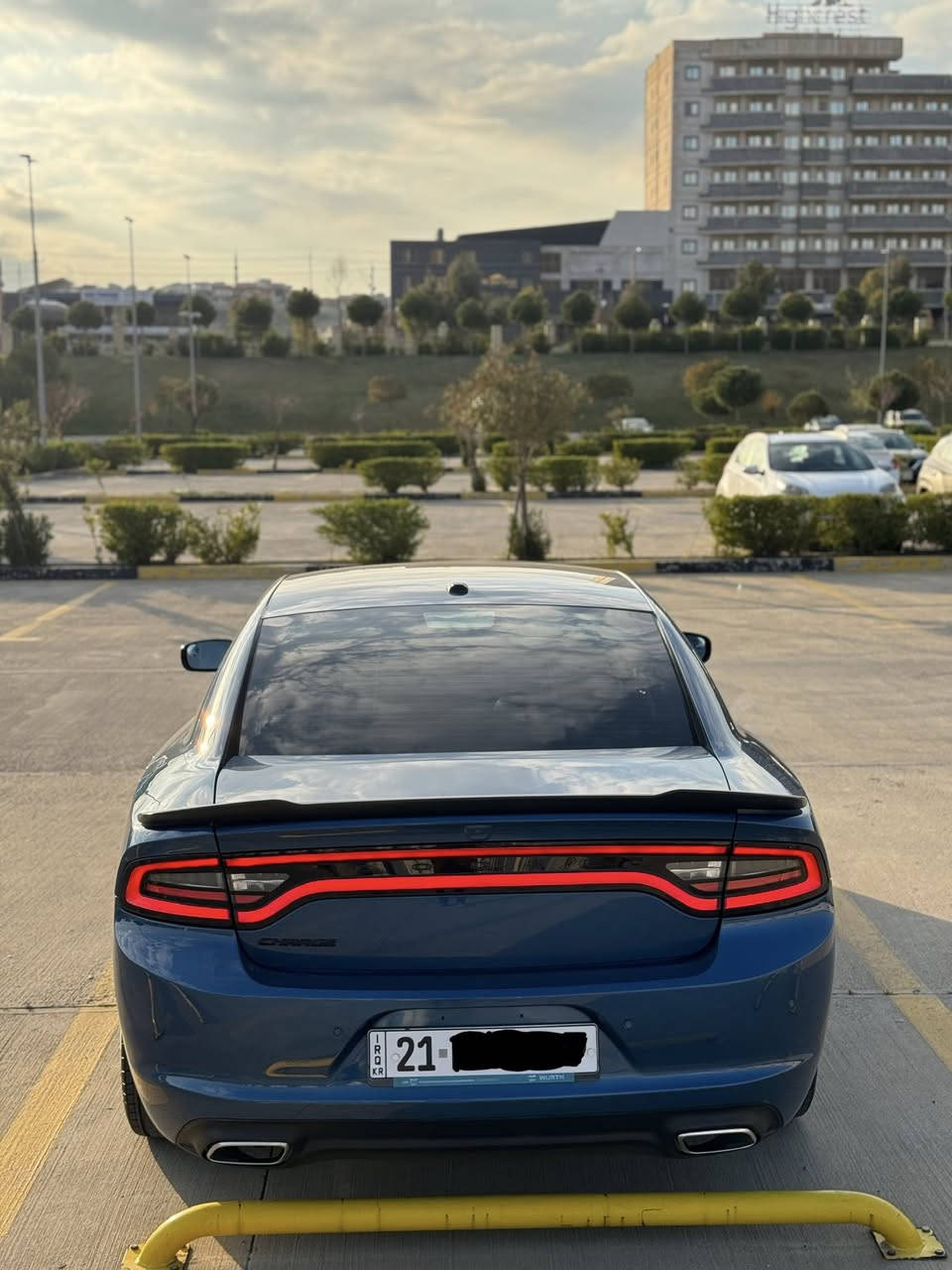 السلام عليكم

دوج جارجر sxt2021 رقم سليمانية 
ماشية 65,000 mile
قطعة ١ صبغ حادث بسيط بدون دواخل بدون ايرباك (الايرباكات سليمة) بشرط الفحص
بيها تعديل بارد 
مواصفات sxt معروفة
كشنات كنتارا ازرق و جلد 
السيارة كفالة كير و مكينة وحدادية صدر
عليها تخم تايرات جديدة
 
راسلني على الواتساب ادزلك رقم الشاصي و السونار
مكان السيارة السليمانية ***********
